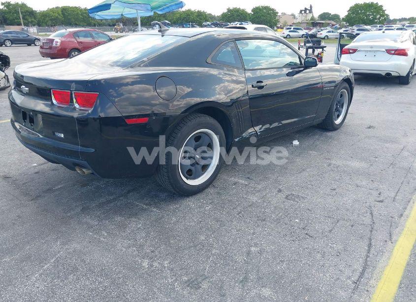 Photo 4 of 2011 Chevrolet Camaro 2LS (VIN 2G1FA1ED6B9135316)