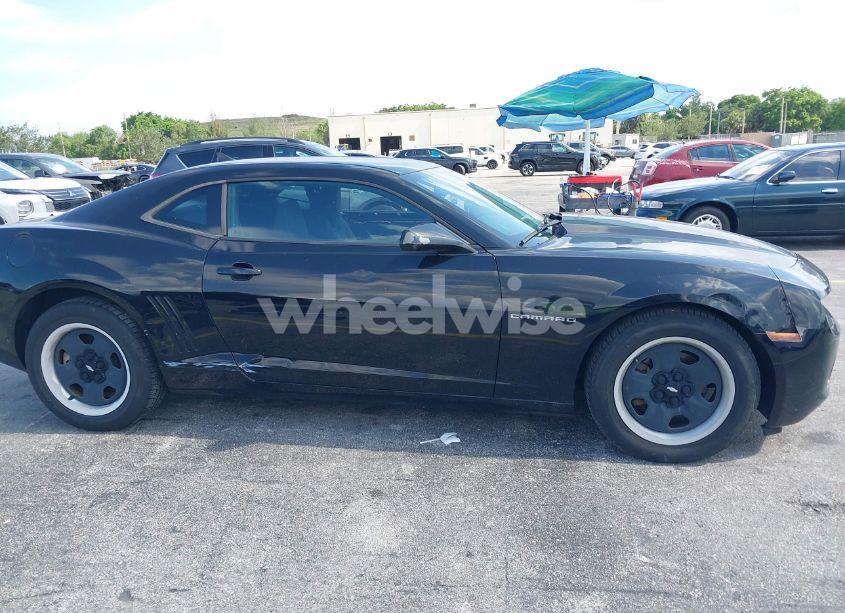 Photo 6 of 2011 Chevrolet Camaro 2LS (VIN 2G1FA1ED6B9135316)