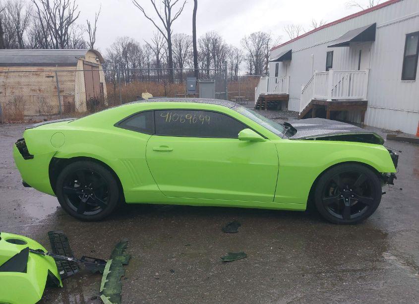 Photo 13 of 2011 Chevrolet Camaro 2LS (VIN 2G1FA1ED6B9202089)