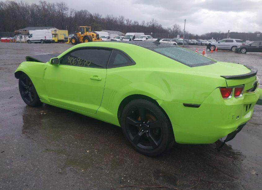 Photo 3 of 2011 Chevrolet Camaro 2LS (VIN 2G1FA1ED6B9202089)