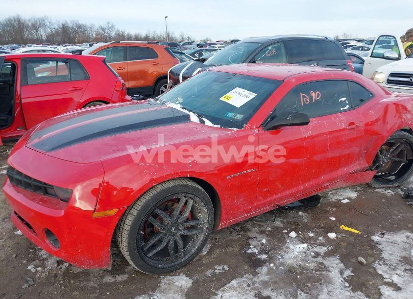 Photo 2 of 2011 Chevrolet Camaro 2LS (VIN 2G1FA1ED7B9131730)