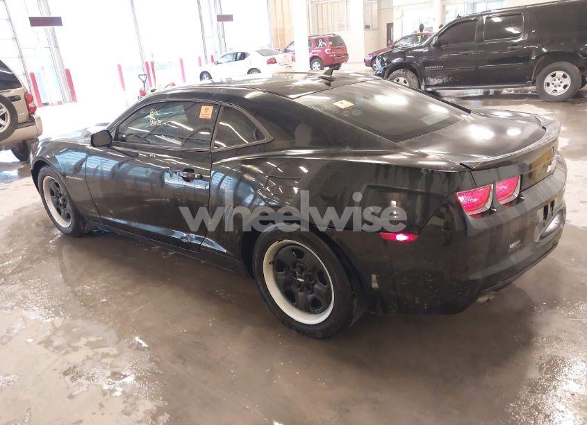 Photo 3 of 2011 Chevrolet Camaro 2LS (VIN 2G1FA1ED9B9150036)