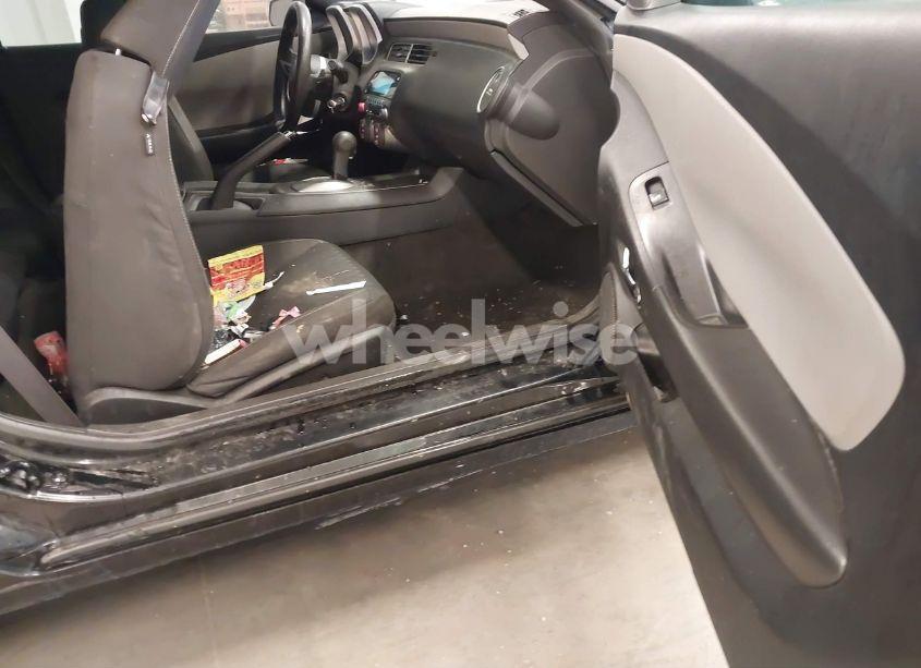 Photo 5 of 2011 Chevrolet Camaro 2LS (VIN 2G1FA1ED9B9150036)