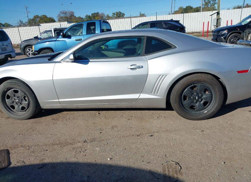 Photo 13 of 2011 Chevrolet Camaro 2LS (VIN 2G1FA1ED9B9152434)