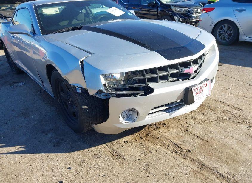 Photo 6 of 2011 Chevrolet Camaro 2LS (VIN 2G1FA1ED9B9152434)