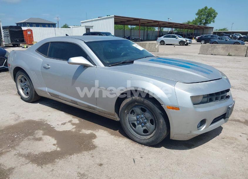 2010 Chevrolet Camaro 1LS (VIN 2G1FA1EV7A9211360) main photo