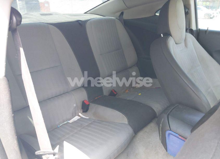 Photo 8 of 2010 Chevrolet Camaro 1LS (VIN 2G1FA1EV7A9211360)