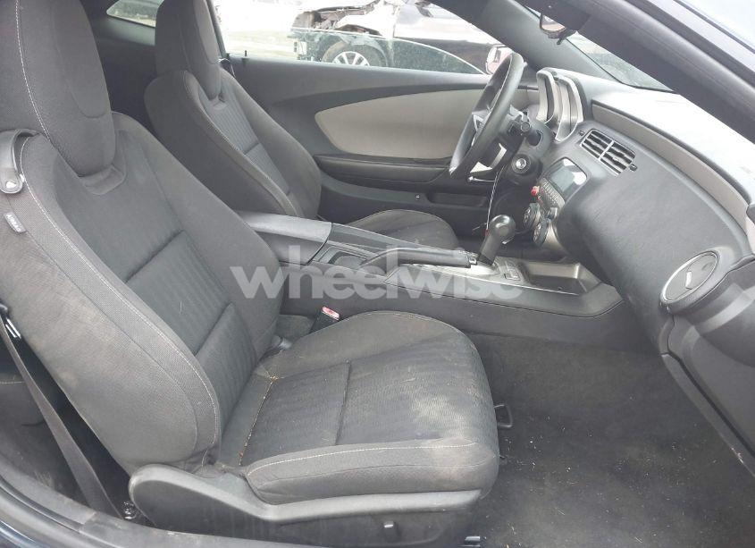 Photo 5 of 2010 Chevrolet Camaro 1LS (VIN 2G1FA1EV9A9192312)