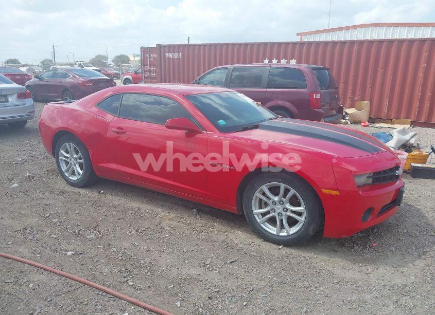 2013 Chevrolet Camaro 1LT (VIN 2G1FB1E30D9128935) main photo