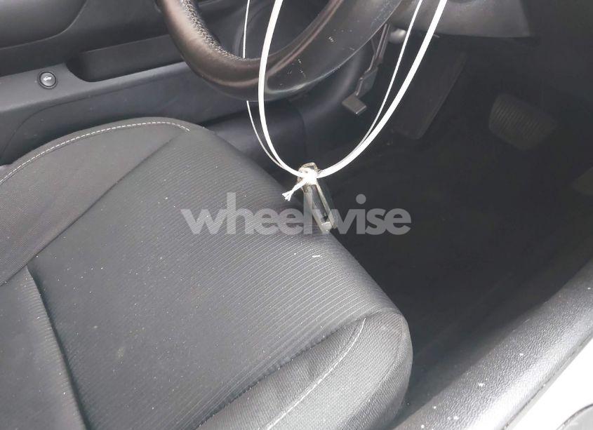 Photo 9 of 2013 Chevrolet Camaro 1LT (VIN 2G1FB1E30D9153995)