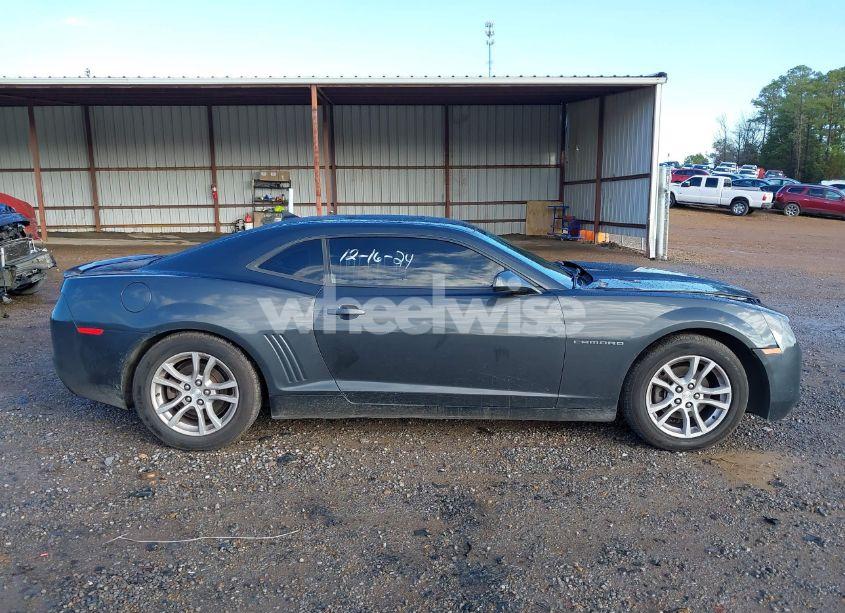 Photo 13 of 2013 Chevrolet Camaro 1LT (VIN 2G1FB1E30D9210373)