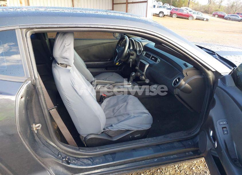 Photo 5 of 2013 Chevrolet Camaro 1LT (VIN 2G1FB1E30D9210373)