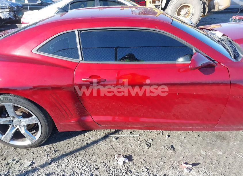 Photo 13 of 2015 Chevrolet Camaro 2LS (VIN 2G1FB1E30F9246079)