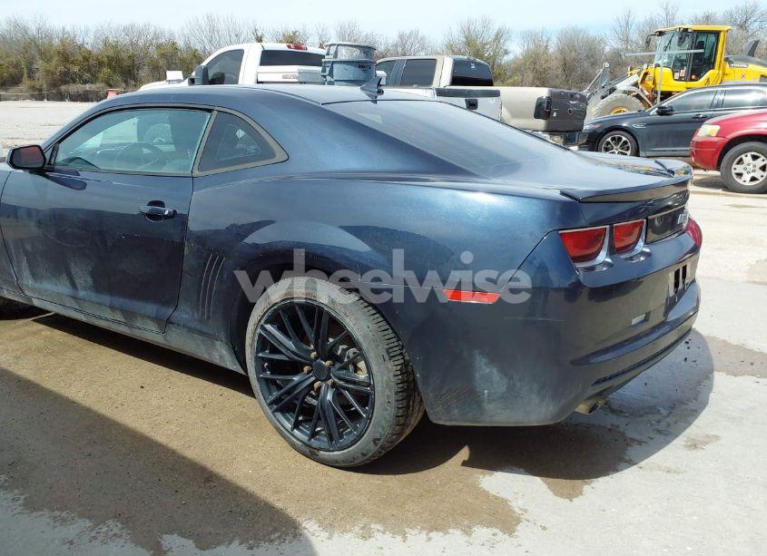 Photo 3 of 2013 Chevrolet Camaro 1LT (VIN 2G1FB1E31D9212245)