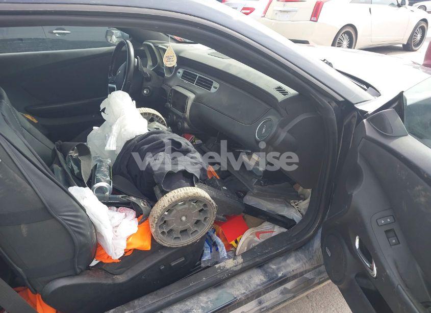 Photo 5 of 2013 Chevrolet Camaro 1LT (VIN 2G1FB1E31D9212245)