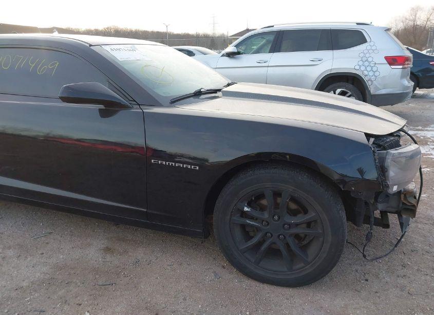Photo 22 of 2014 Chevrolet Camaro 1LT (VIN 2G1FB1E31E9305915)