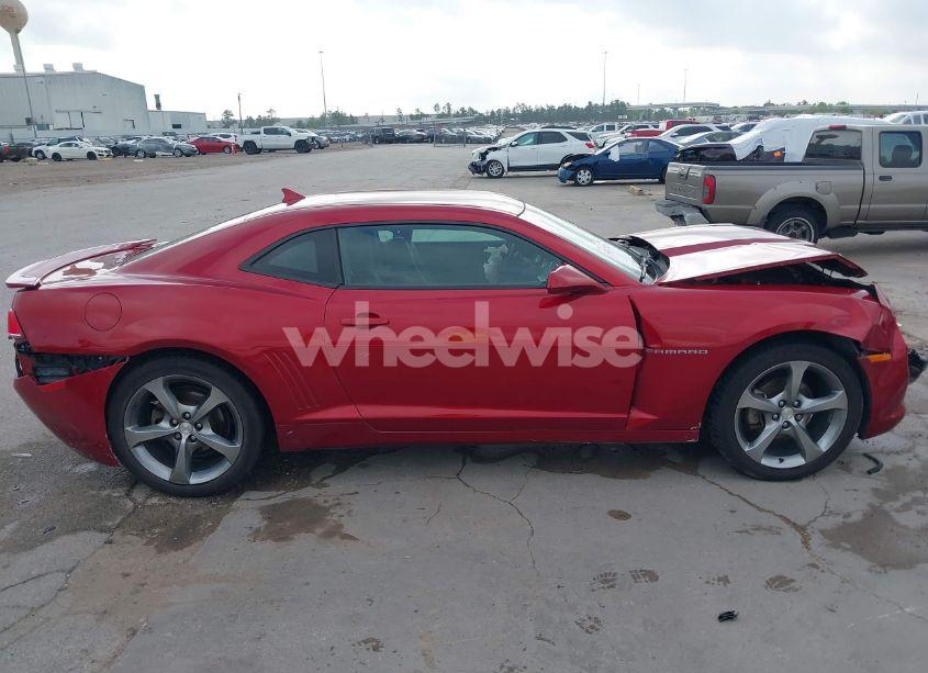 Photo 13 of 2014 Chevrolet Camaro 1LT (VIN 2G1FB1E31E9310984)