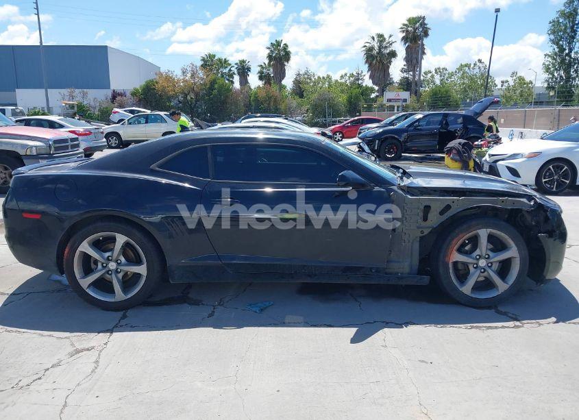 Photo 14 of 2013 Chevrolet Camaro 1LT (VIN 2G1FB1E32D9182026)