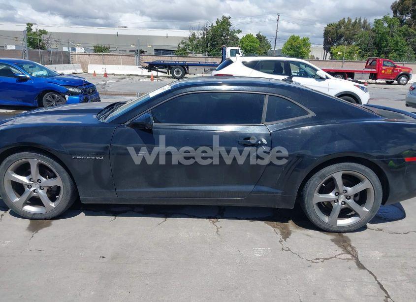 Photo 15 of 2013 Chevrolet Camaro 1LT (VIN 2G1FB1E32D9182026)