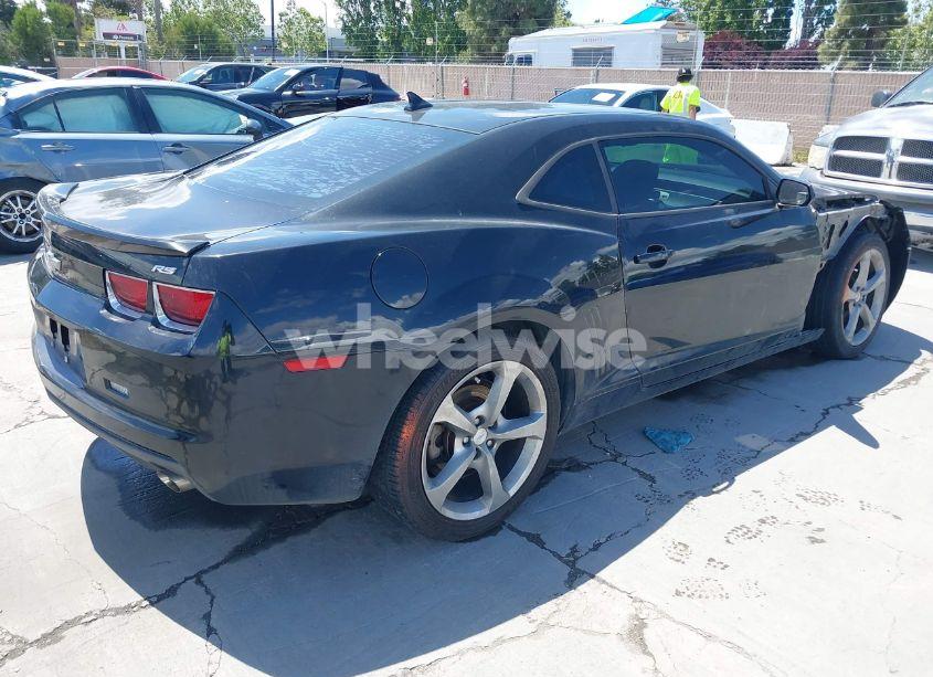 Photo 4 of 2013 Chevrolet Camaro 1LT (VIN 2G1FB1E32D9182026)