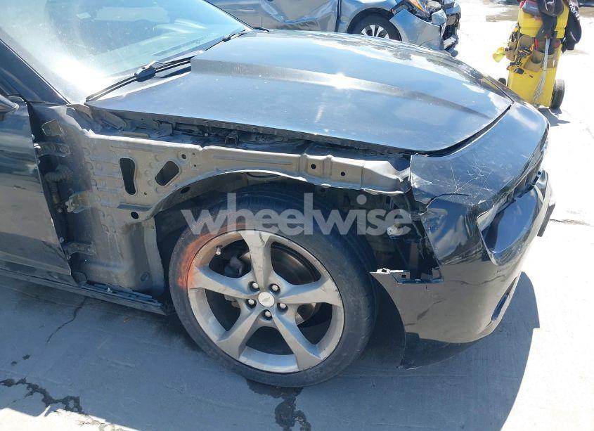 Photo 6 of 2013 Chevrolet Camaro 1LT (VIN 2G1FB1E32D9182026)