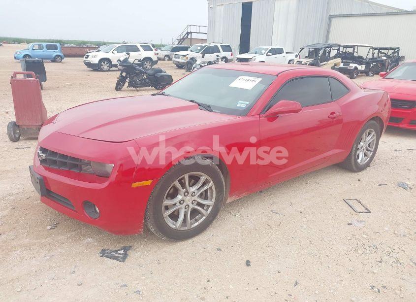 Photo 2 of 2013 Chevrolet Camaro 1LT (VIN 2G1FB1E32D9199408)
