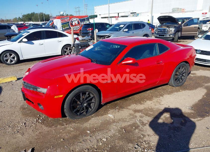 Photo 2 of 2013 Chevrolet Camaro 1LT (VIN 2G1FB1E32D9207846)