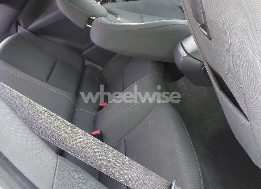 Photo 8 of 2014 Chevrolet Camaro 1LT (VIN 2G1FB1E32E9323193)