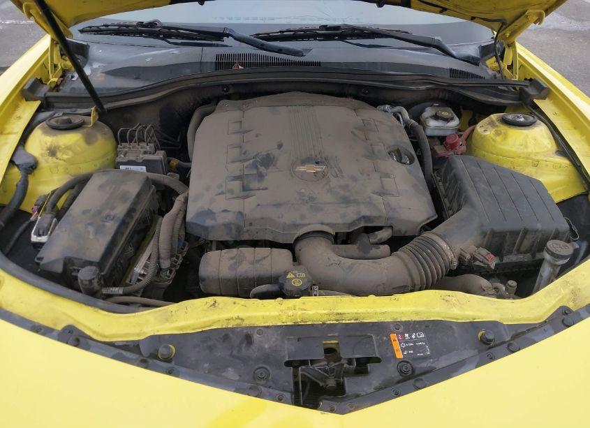 Photo 10 of 2015 Chevrolet Camaro 2LS (VIN 2G1FB1E32F9106180)