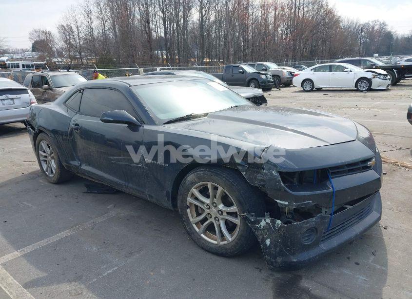 2015 Chevrolet Camaro 2LS (VIN 2G1FB1E32F9115686) main photo