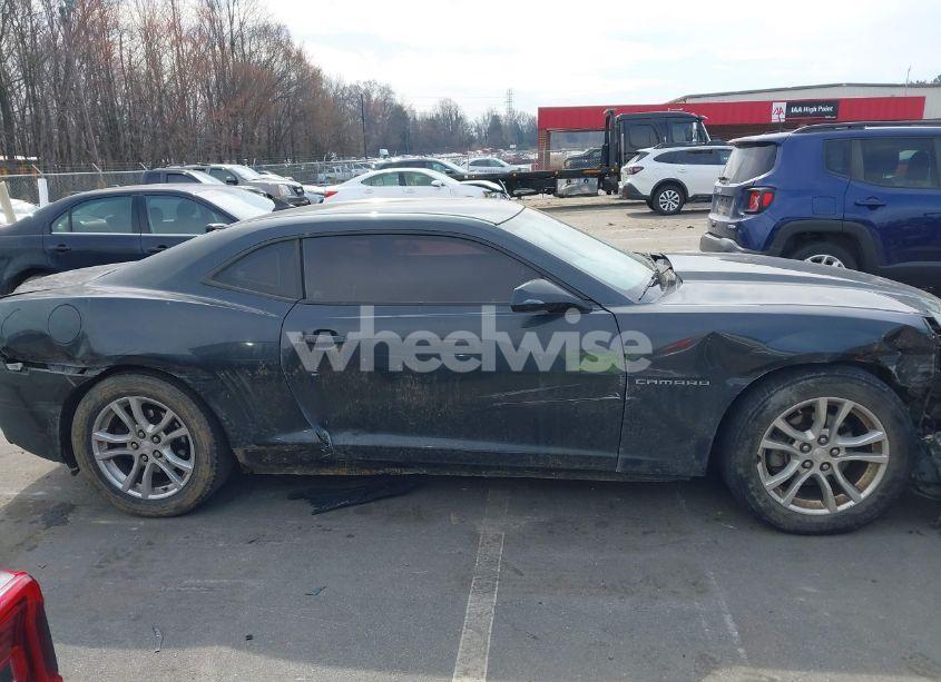 Photo 13 of 2015 Chevrolet Camaro 2LS (VIN 2G1FB1E32F9115686)