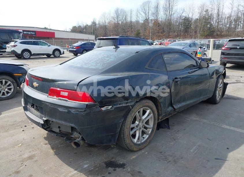 Photo 4 of 2015 Chevrolet Camaro 2LS (VIN 2G1FB1E32F9115686)