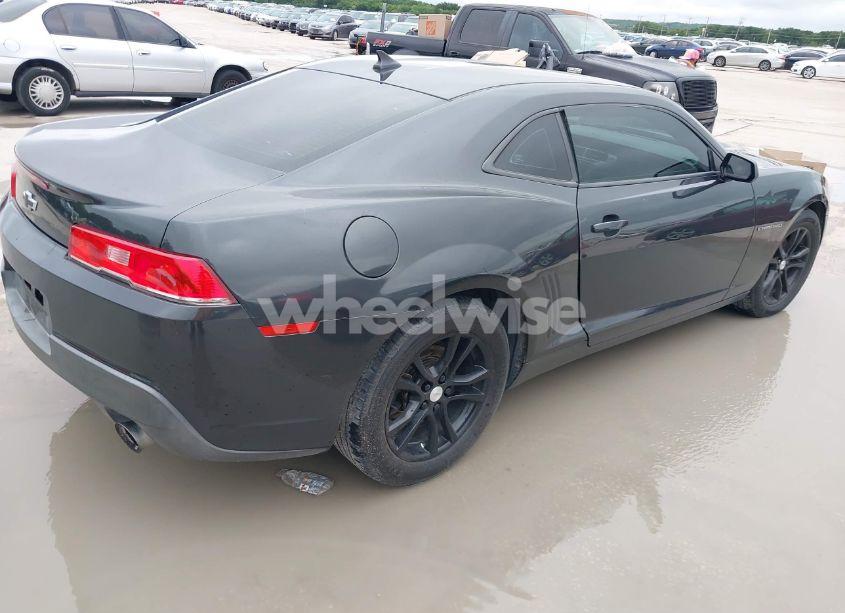 Photo 4 of 2015 Chevrolet Camaro 2LS (VIN 2G1FB1E32F9172745)