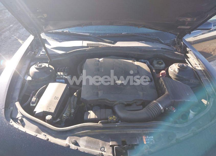 Photo 10 of 2015 Chevrolet Camaro 2LS (VIN 2G1FB1E32F9304533)