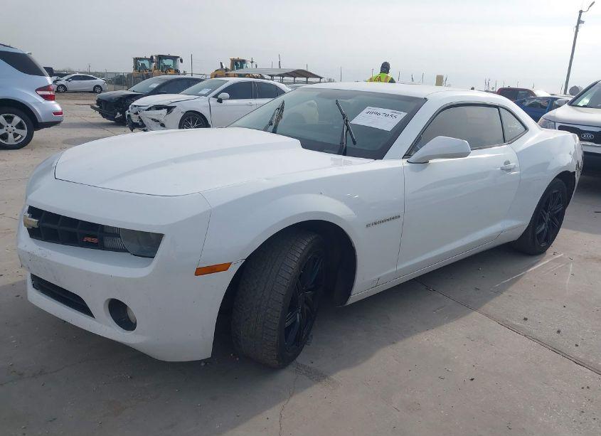 Photo 2 of 2013 Chevrolet Camaro 1LT (VIN 2G1FB1E33D9225952)