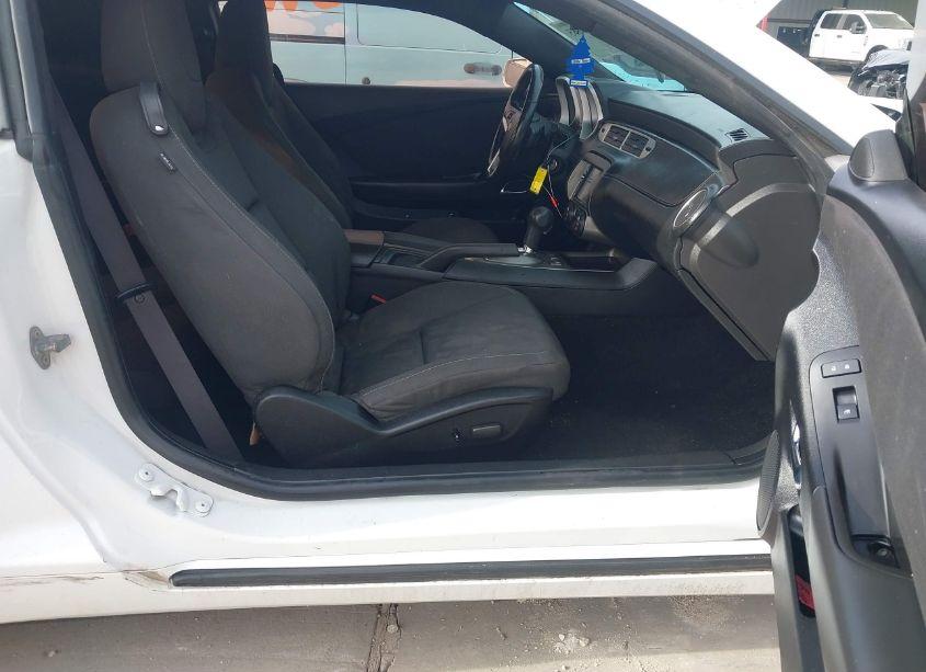 Photo 5 of 2013 Chevrolet Camaro 1LT (VIN 2G1FB1E33D9225952)