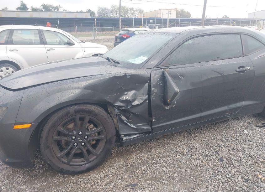 Photo 6 of 2014 Chevrolet Camaro 1LT (VIN 2G1FB1E33E9128199)