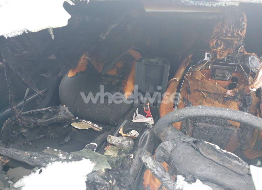 Photo 6 of 2014 Chevrolet Camaro 1LT (VIN 2G1FB1E33E9287692)