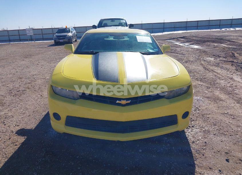 Photo 12 of 2015 Chevrolet Camaro 2LS (VIN 2G1FB1E33F9138944)