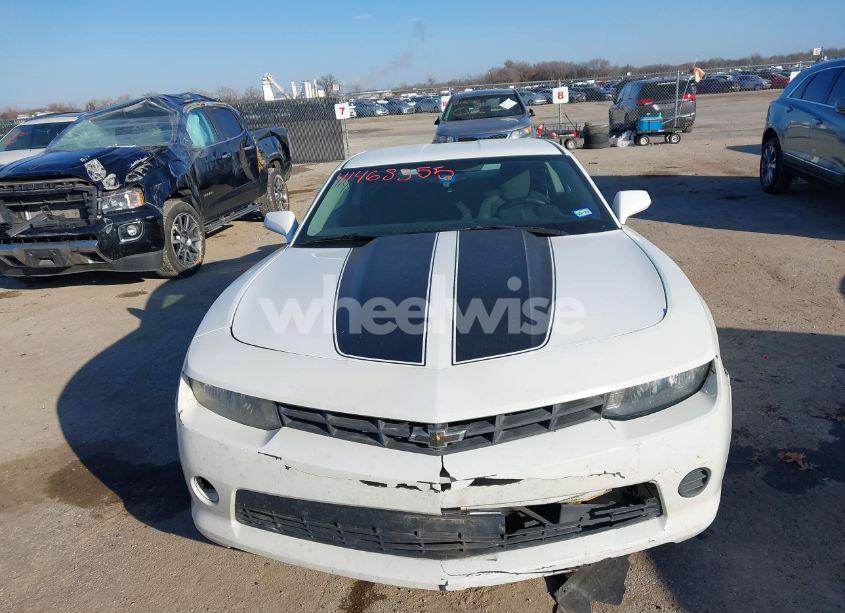 Photo 12 of 2015 Chevrolet Camaro 2LS (VIN 2G1FB1E33F9140628)