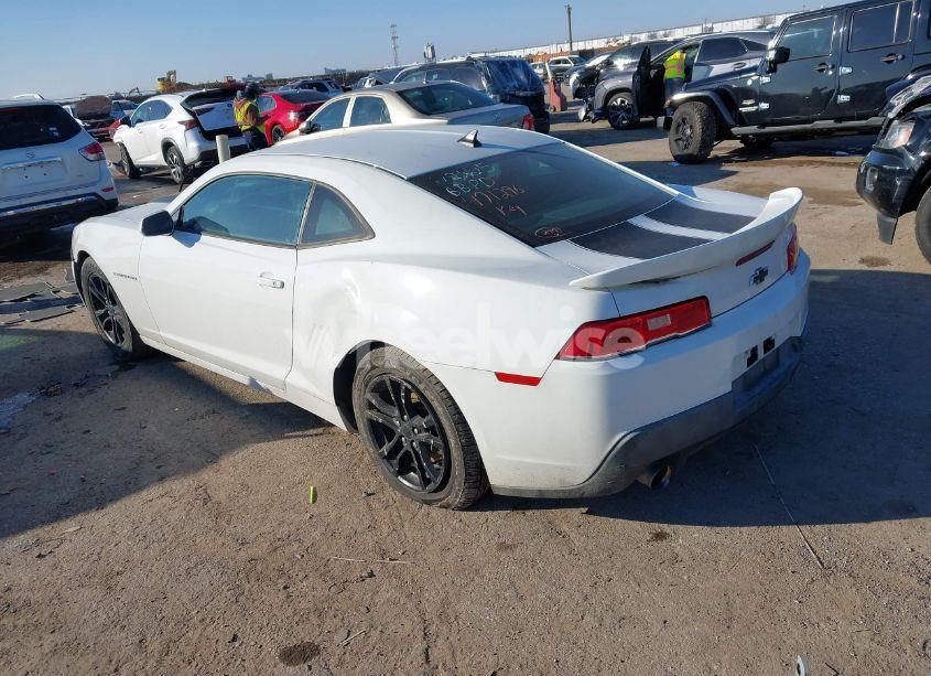 Photo 3 of 2015 Chevrolet Camaro 2LS (VIN 2G1FB1E33F9140628)