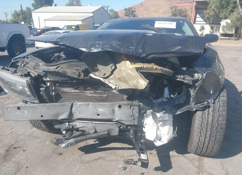 Photo 6 of 2015 Chevrolet Camaro 2LS (VIN 2G1FB1E33F9226070)