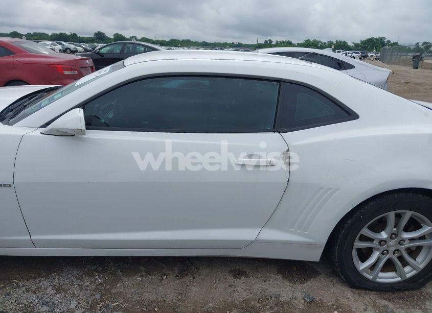Photo 14 of 2015 Chevrolet Camaro 2LS (VIN 2G1FB1E33F9304363)