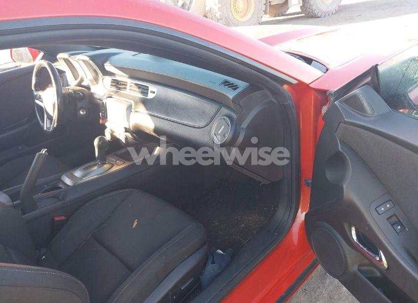 Photo 5 of 2013 Chevrolet Camaro 1LT (VIN 2G1FB1E34D9127173)