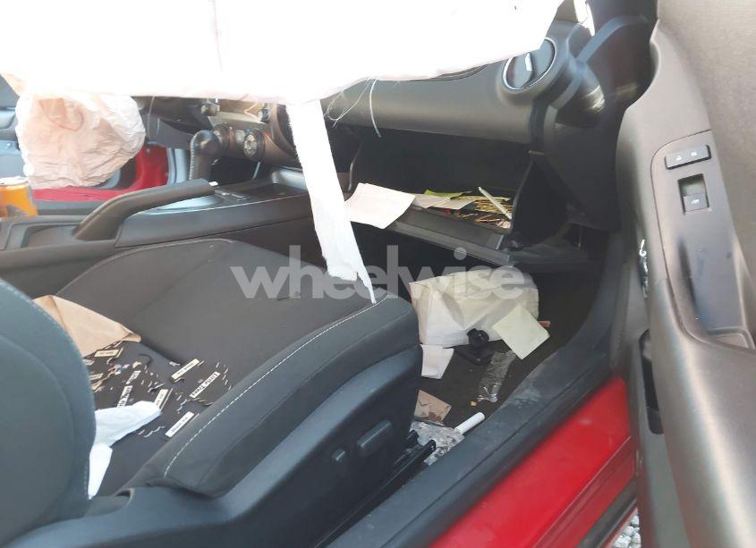 Photo 5 of 2014 Chevrolet Camaro 1LT (VIN 2G1FB1E34E9229929)