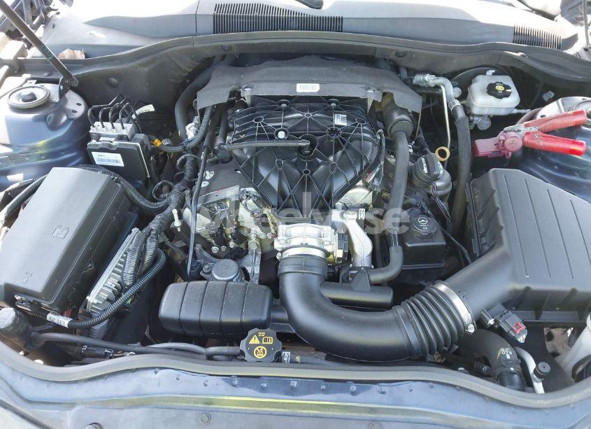 Photo 10 of 2015 Chevrolet Camaro 2LS (VIN 2G1FB1E34F9178384)