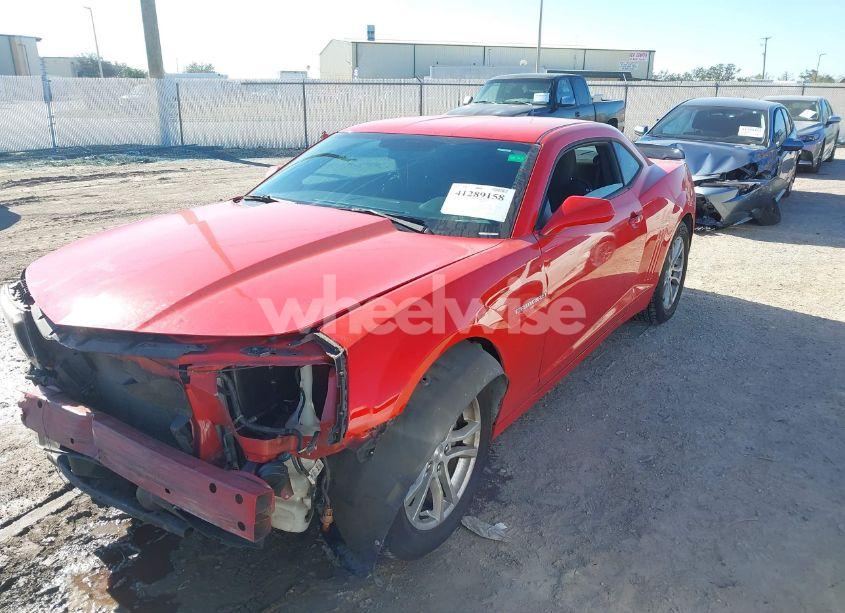 Photo 2 of 2015 Chevrolet Camaro 2LS (VIN 2G1FB1E34F9272930)