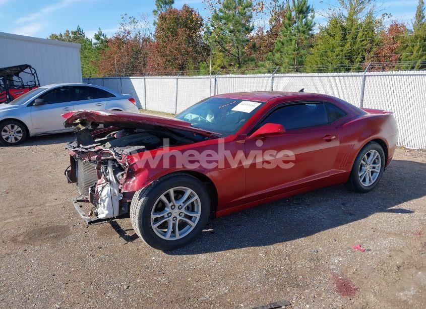 Photo 2 of 2015 Chevrolet Camaro 2LS (VIN 2G1FB1E34F9302699)