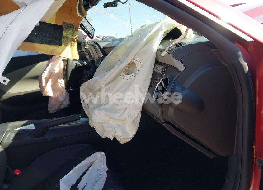 Photo 5 of 2015 Chevrolet Camaro 2LS (VIN 2G1FB1E34F9302699)