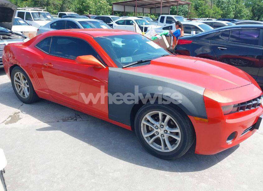 2013 Chevrolet Camaro 1LT (VIN 2G1FB1E35D9200406) main photo